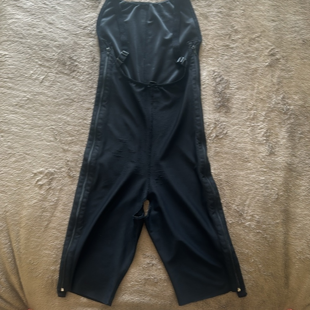 Clear Point Medical Black Compression Abdominal Shape-wear, Size M.